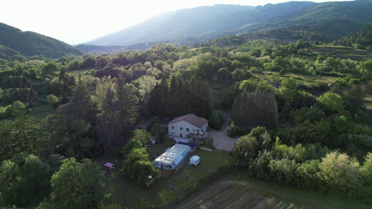 Villa Les Martinets - Voie Verte Passa Pais-Gorges d'Héric-Massif du Caroux-Chambre d'hôte Le Poujol-sur-Orb Esterno foto